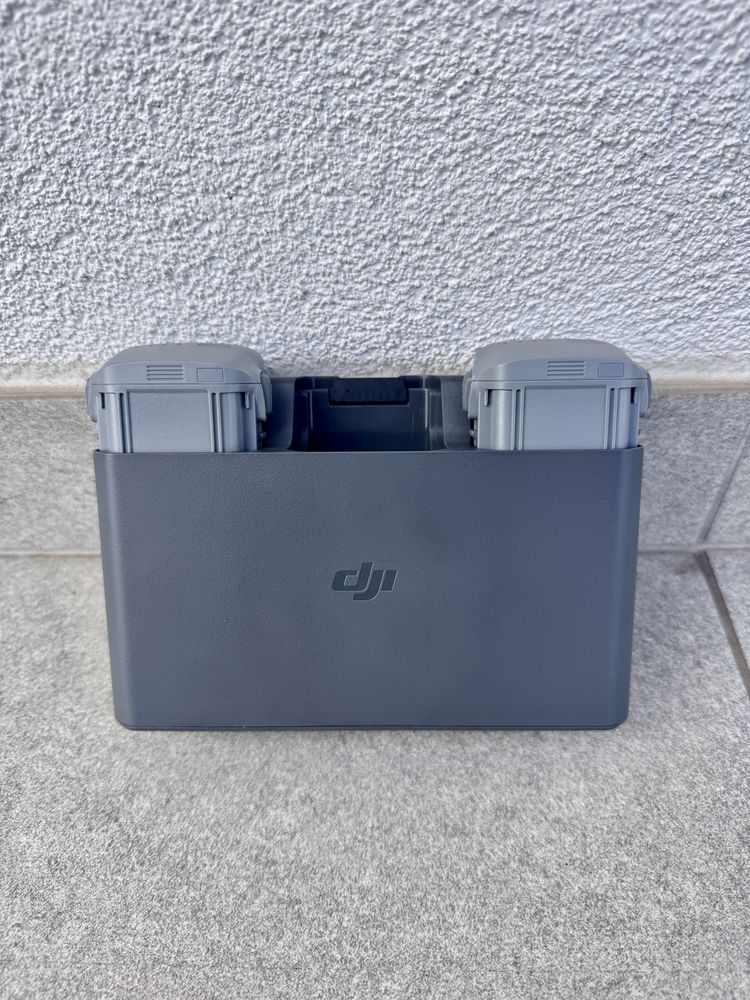 2 baterie + hub do ladownia air 3 / 3s dji fly more combo nowe