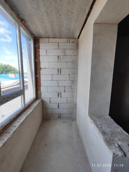 Продаж 3-х кімнатної квартири у зданому будинку