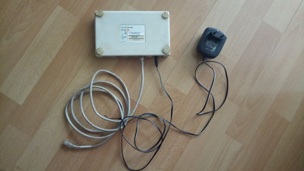 2 Routery/modemy D-Link, Netia Voice Gateway VG-1D1V-SIP,DSL-2740B