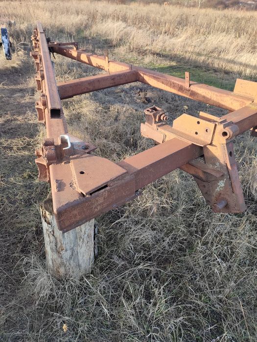 Плуг 8 ПЛН-8 Плуг ПТК-8 Круглые Стойки можно переделать под ПНБ 4 ПЛН3