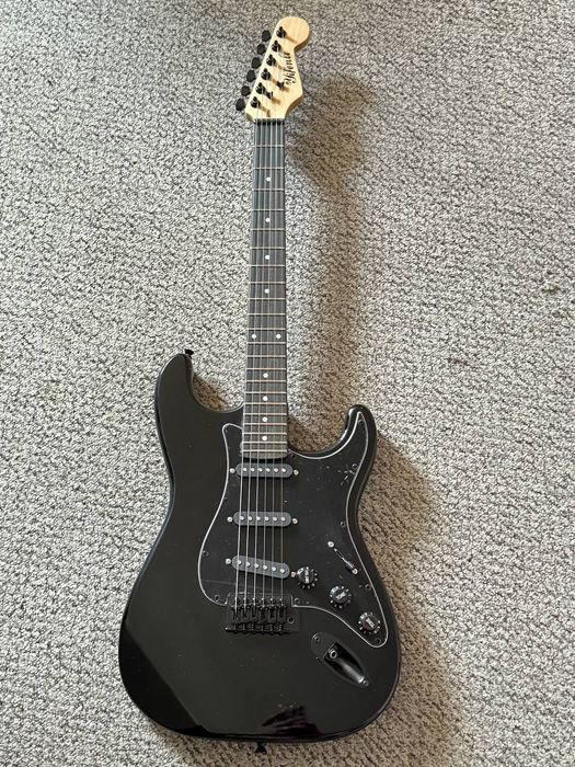 Нова електрогітара