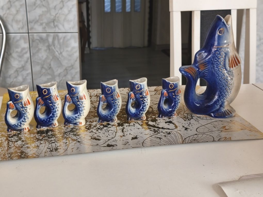 Karafka z kieliszkami