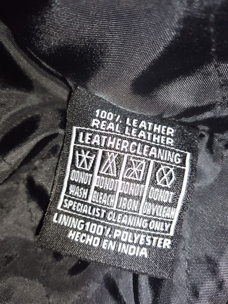 Кожаная куртка Aviatrix, River Island.
