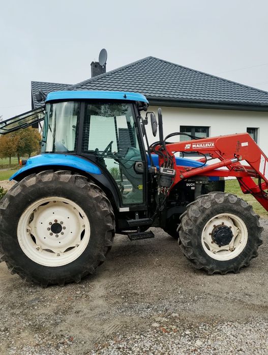 New holland TD85D 2003r  z Turem,  
Sprowadzony z Francji

9700 m