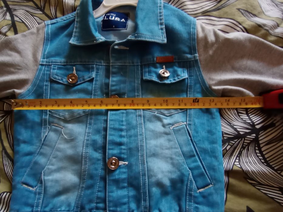 Kurtka jeansowa 104