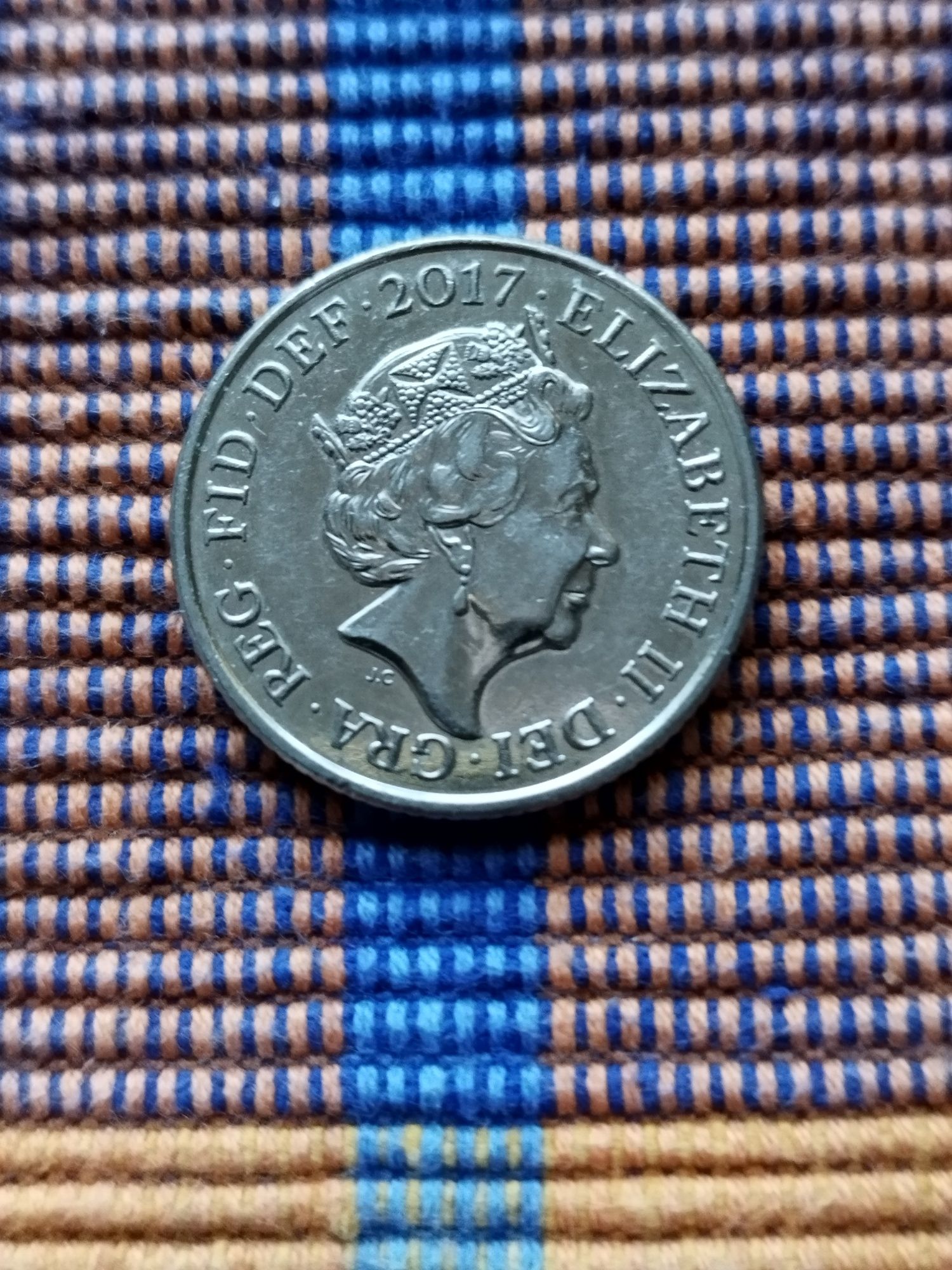 Монета 10 ten pence 2017 Англия.