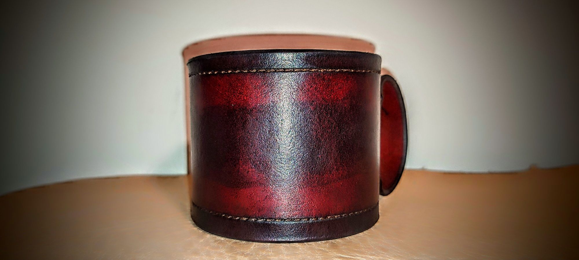 Kubek Bushcraft w stylu retro (skóra) leatherwork