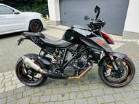 KTM Super Duke KTM 1290 superduke R SC project stan bdb bezwypadkowy dodatki
