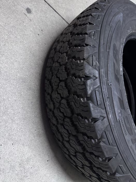 Pneus Wrangler 245/75 R17