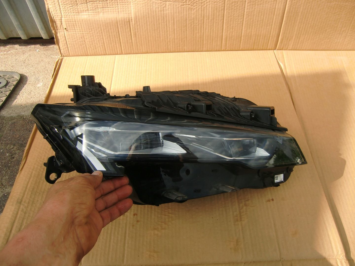 LAMPY PRAWA PEUGEOT 308 T10 MATRIX EUROP ŁADNA