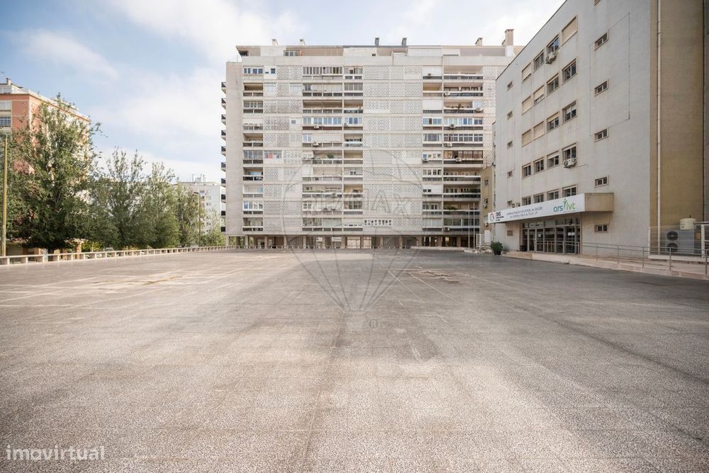 Apartamento T4 para venda