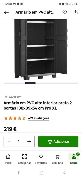 Estante com prateleiras