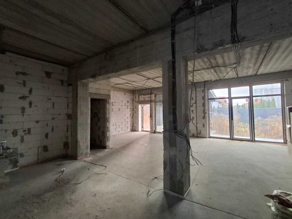 Будинок в закритому Котеджному містечку (Удачний)