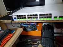 Коммутатор свич mikrotik crs326-24g-2s+rm
Комутатор Mikrotik CRS326-24