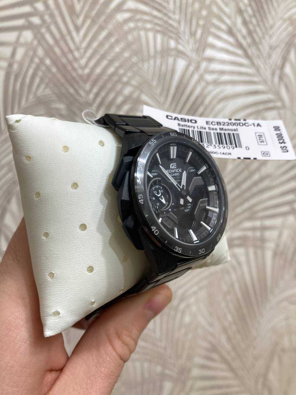 Часы Casio Edifice Windflow
ECB2200DC-1A, карбон