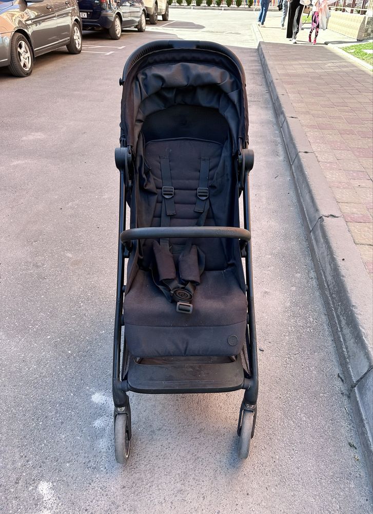 Прогулянкова коляска Cybex Beezy візок