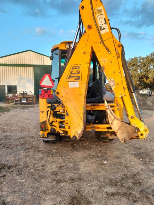 Retro-escavadora Jcb 3cx