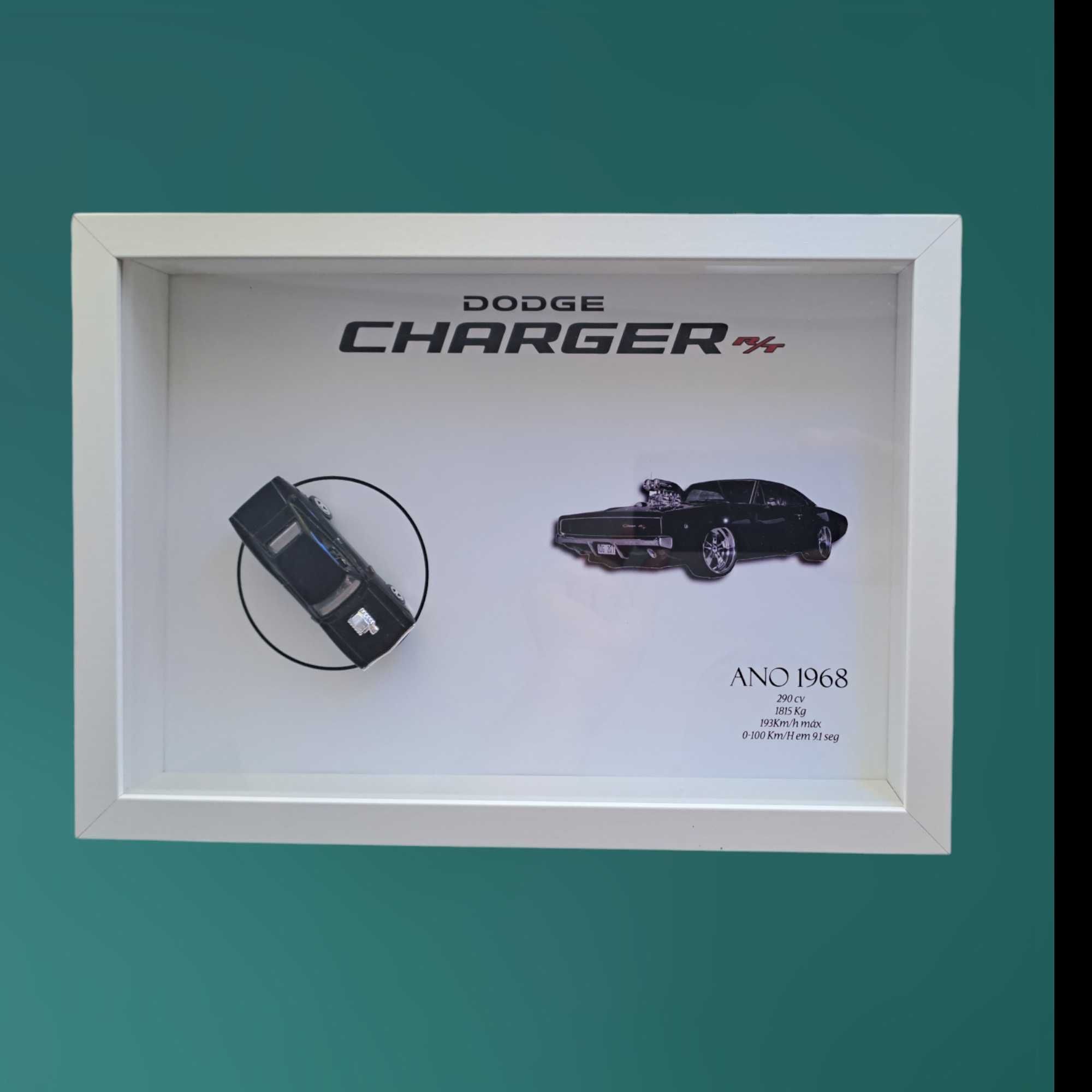 Moldura Dodge Charger com Miniatura