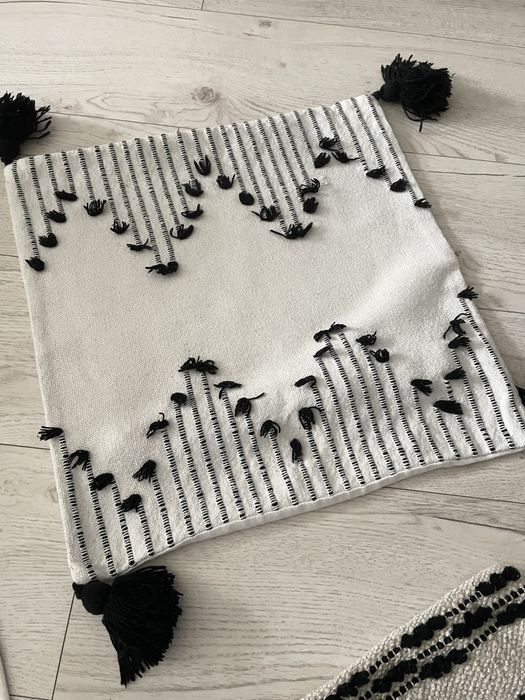 Ozdobne dekoracyjne poszewki na poduszki boho scandi 40cm/ 45 cm