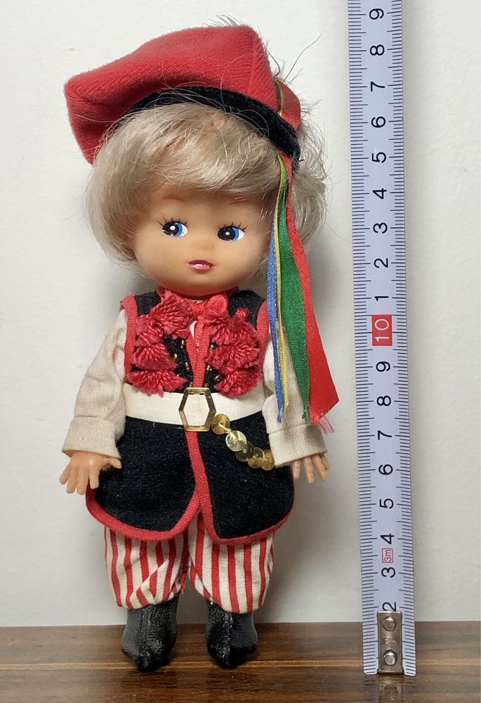 Retro figurka Krakowiak w stroju ludowym Cepelia PRL vintage zabawka