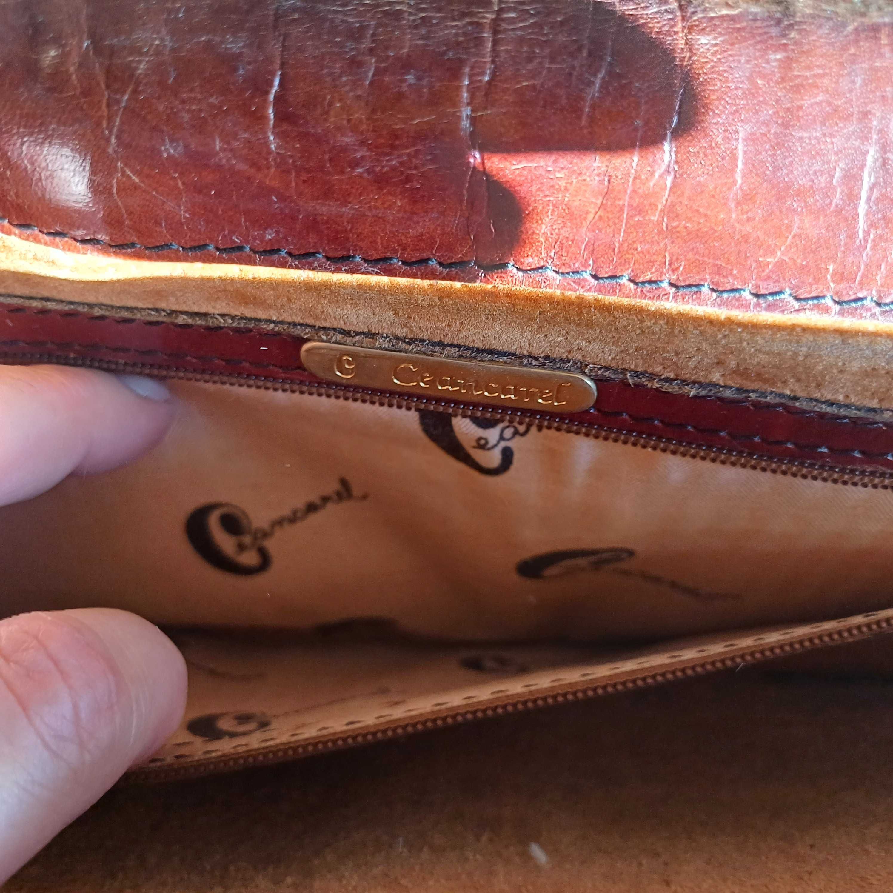 Mala Vintage, de couro de alta qualidade, da marca Ceancarel