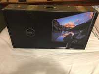 Moнітор Dell U2720Q