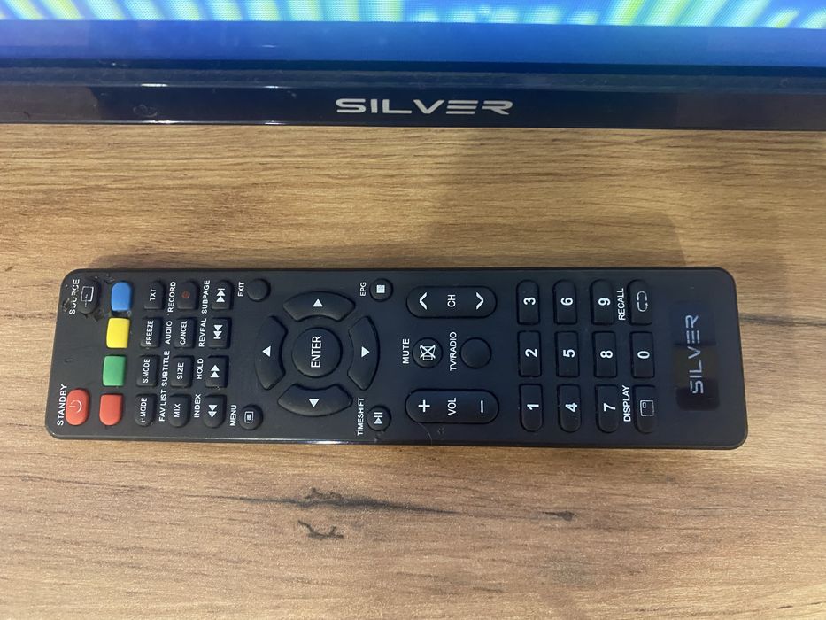 Móvel e tv silver 32 polegadas