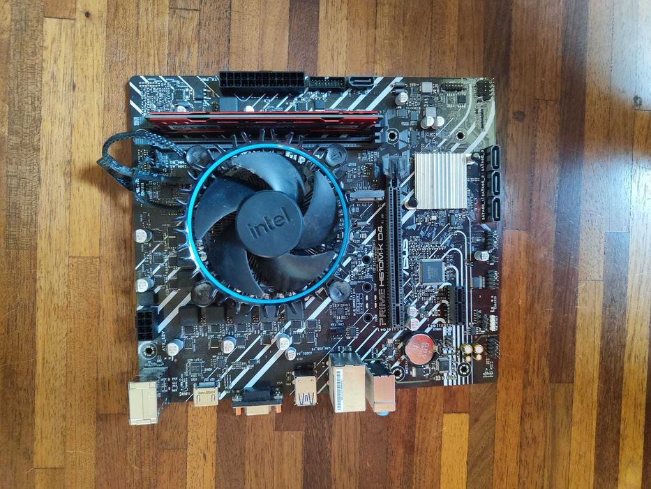 płyta główna z procesorem i3 - 8gb ram