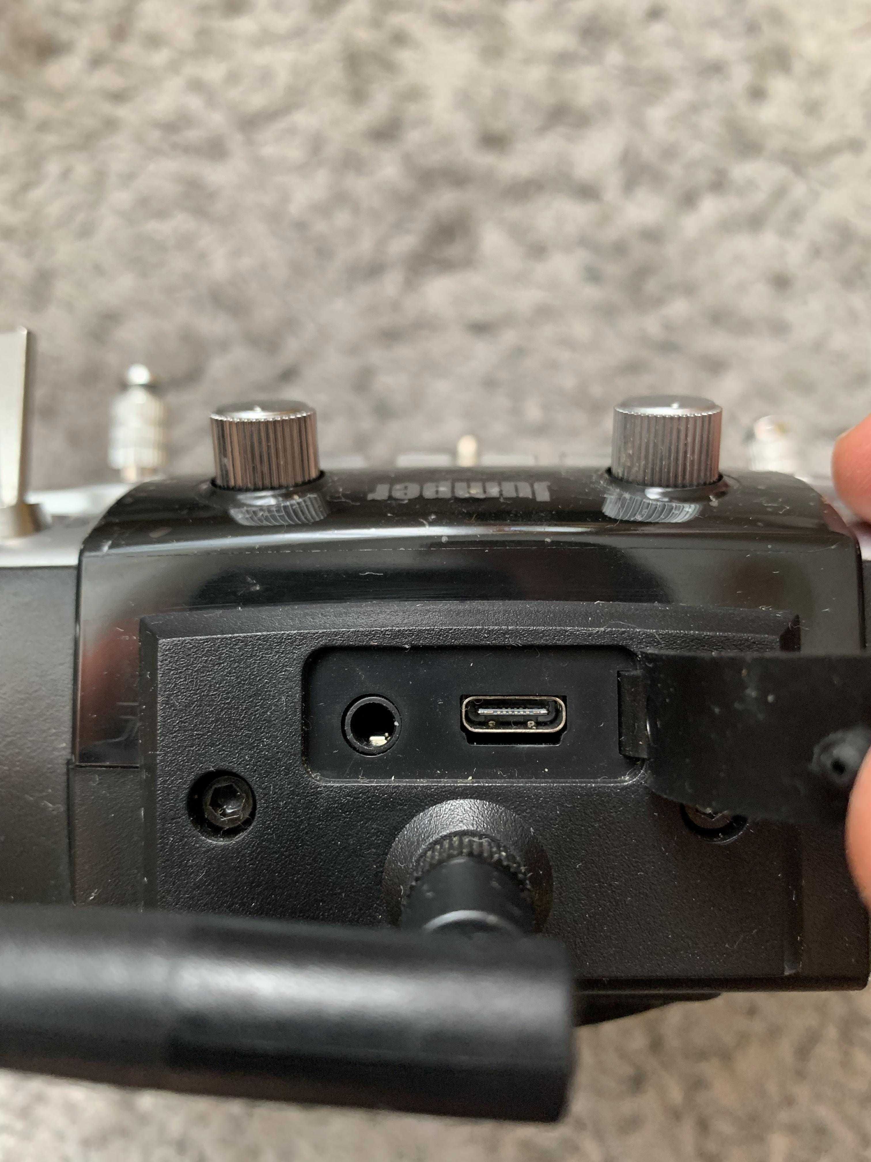 Набір для FPV польотів: апаратура керування + 7дюйм дрон + FPVшолом