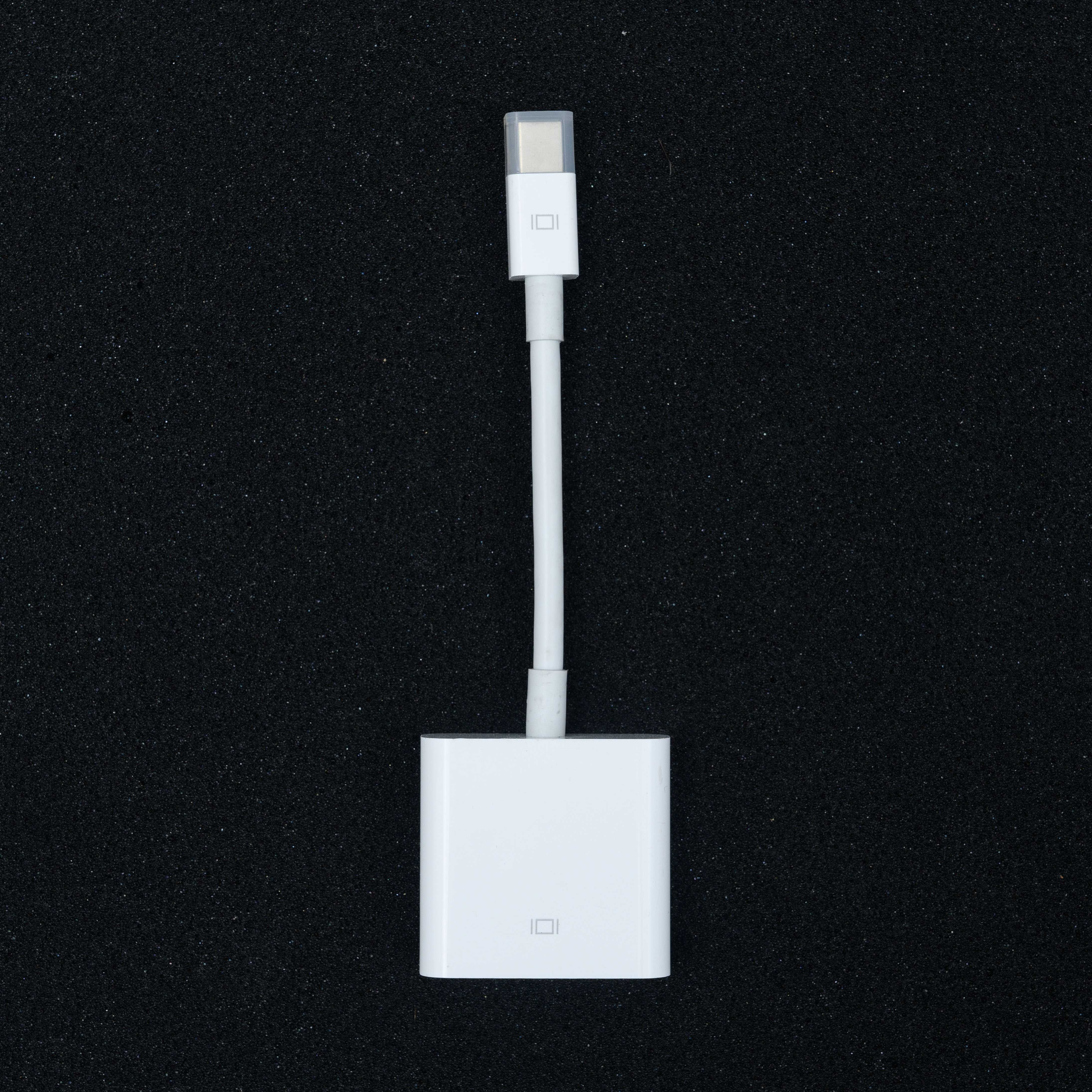 Адаптер Apple Thunderbolt / Mini DisplayPort to VGA A1307 MB572