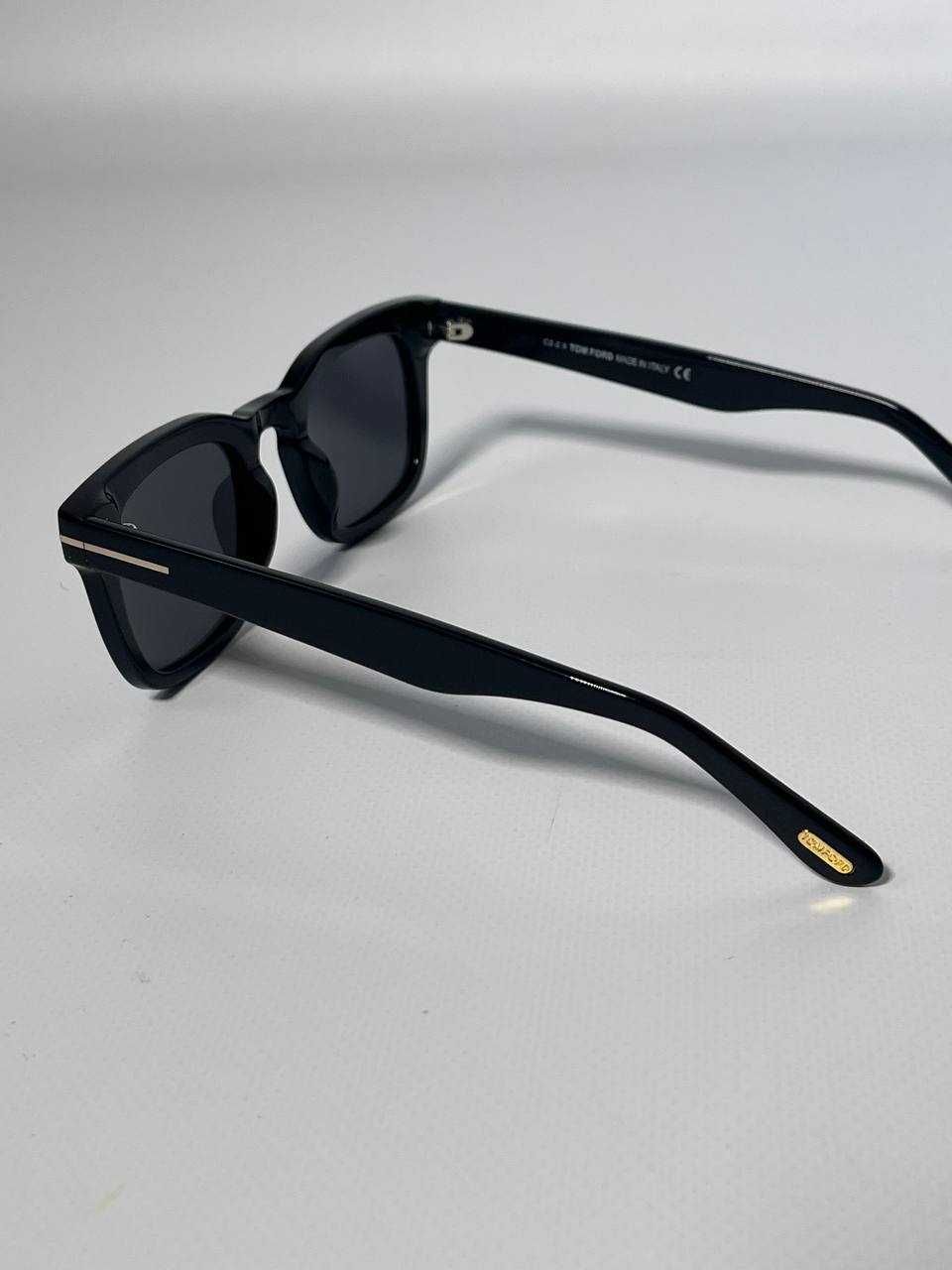 Очки Tom Ford FT0751-N 01A солнцезащитные