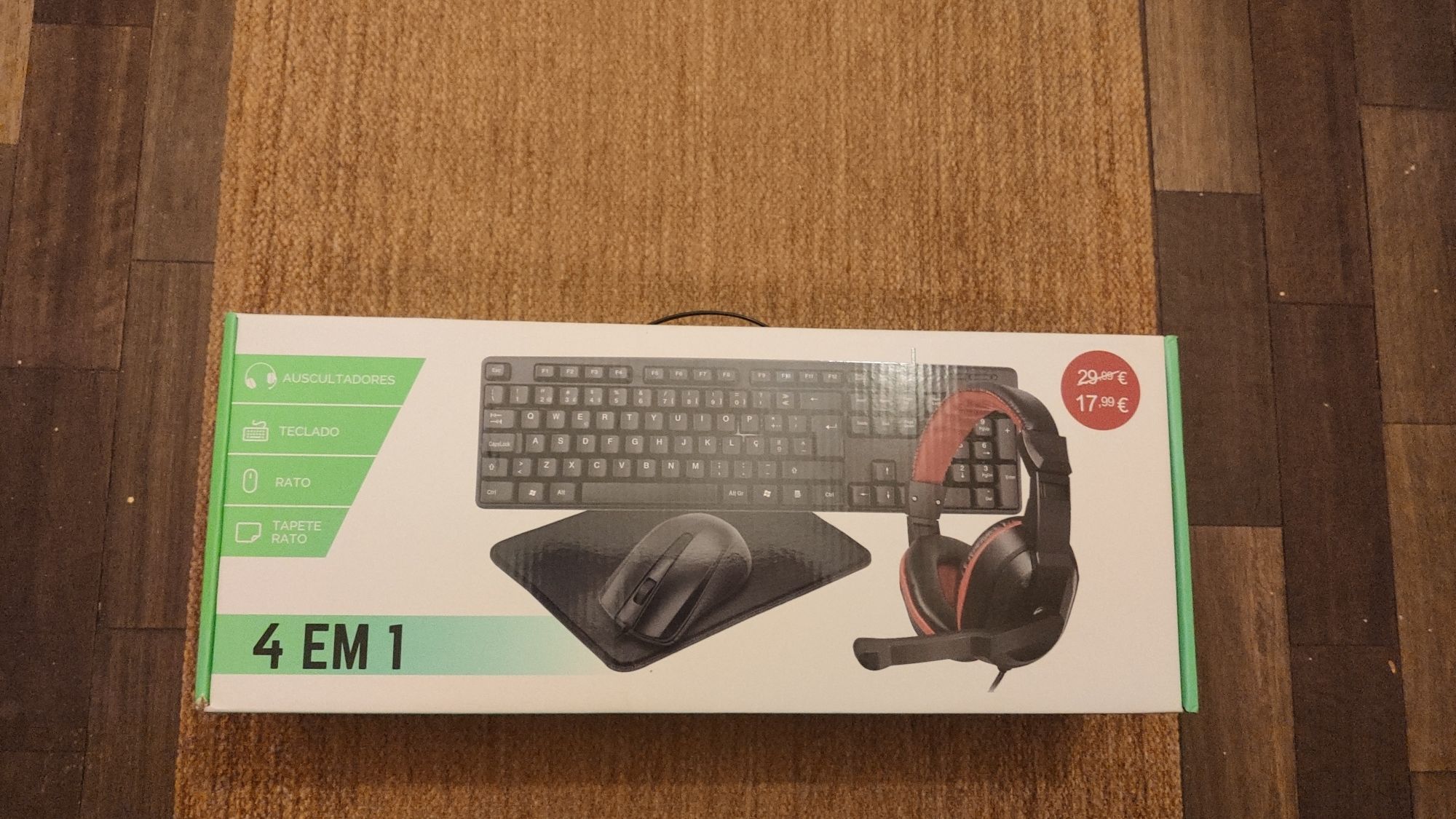 Conjunto headset+rato+teclado+tapete