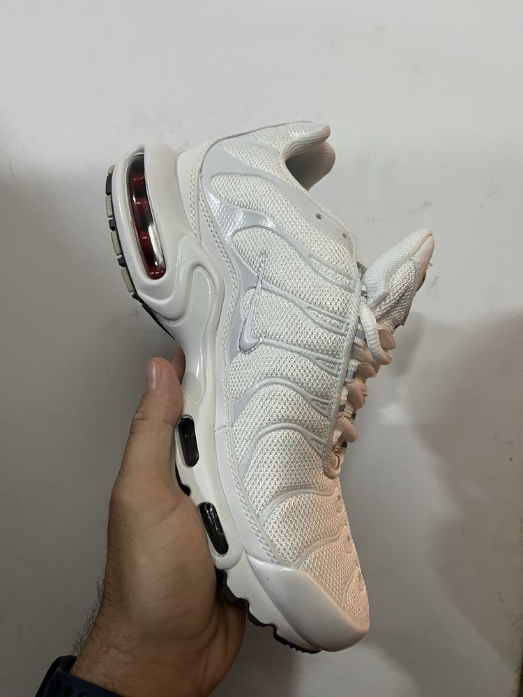 Nike Air Max Plus Branco (Tam.40)