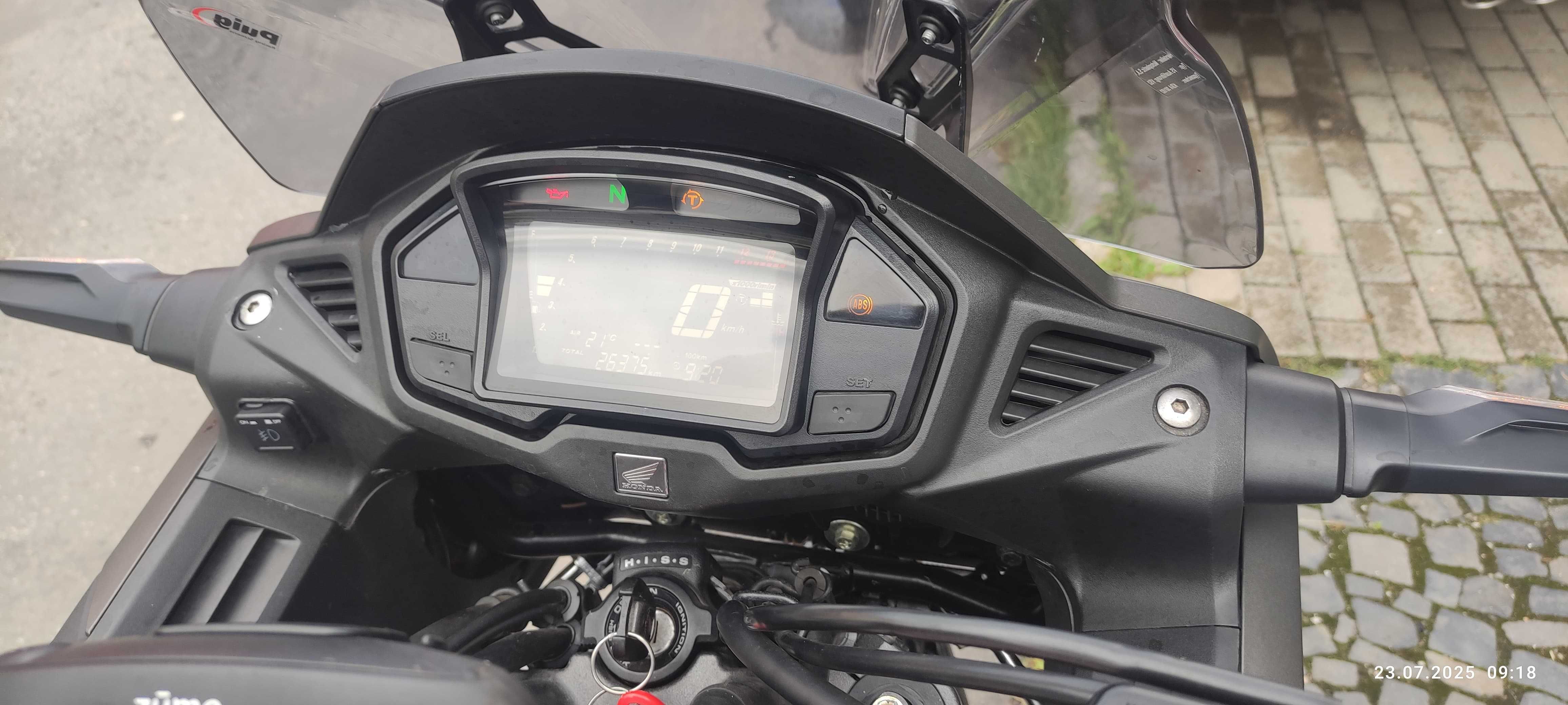 Honda Crossrunner VFR 800 z polskiego salonu