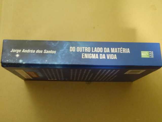 Do Outro Lado da Matéria de Jorge Andréa dos Santos