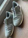 Sapatilhas Nike cinzentas