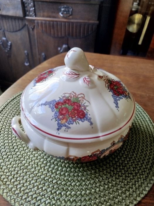 Waza  francuska -seria  Obernai.