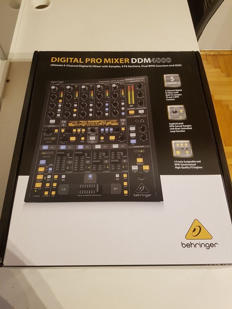 Mikser mixer Behringer ddm 4000 nowy