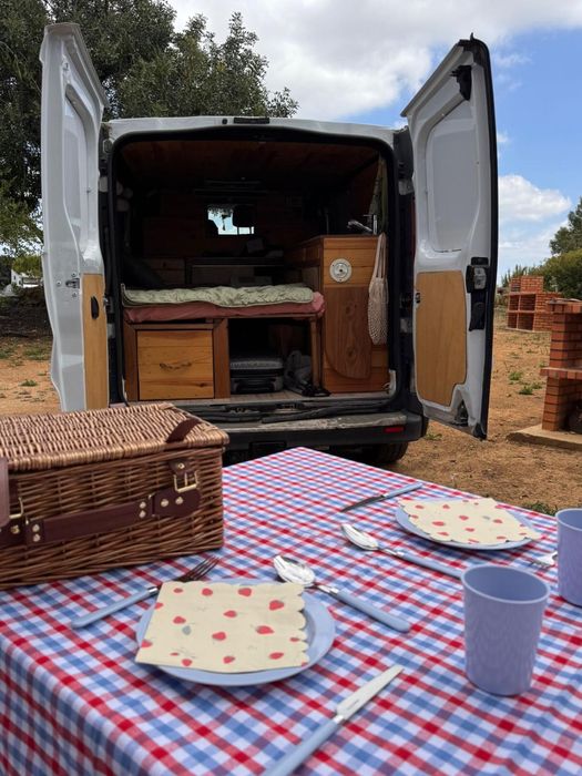 Campervan Opel Vivaro 2.5CDTI Legalizada