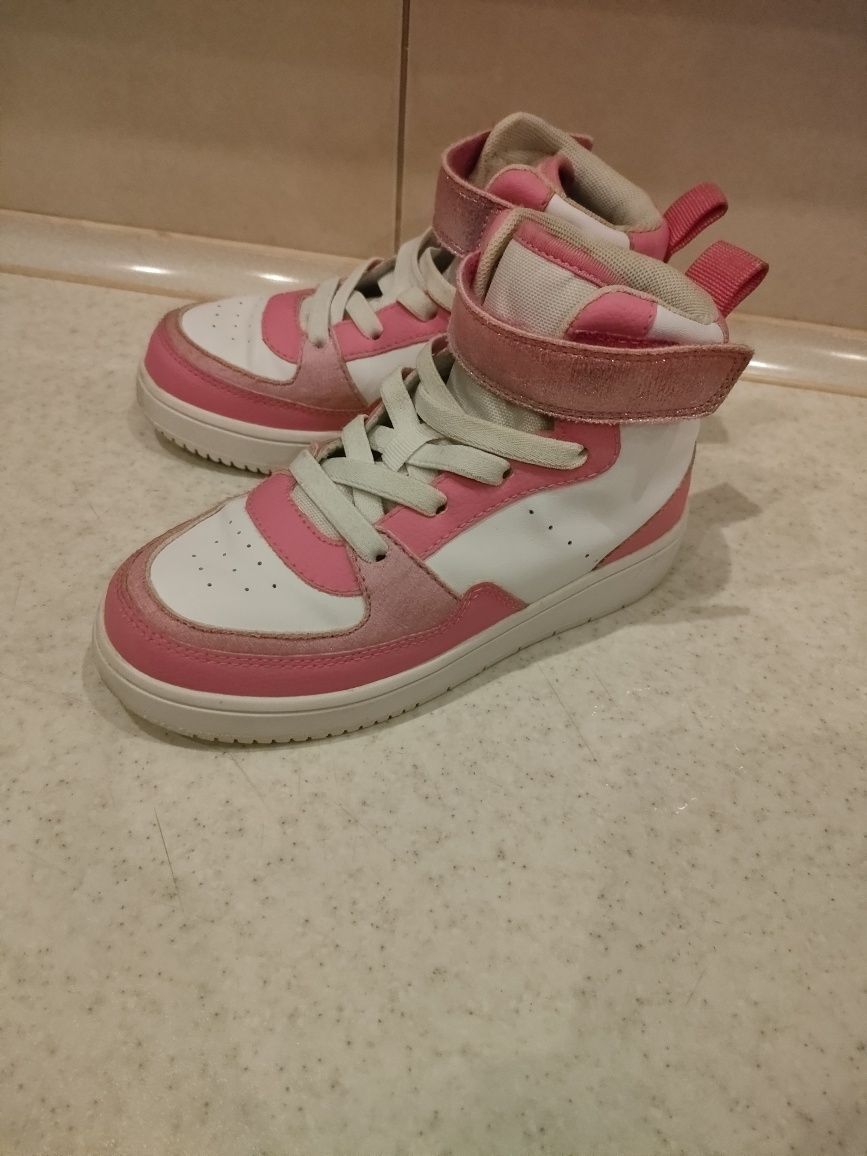 Adidasy dla dziewczynki