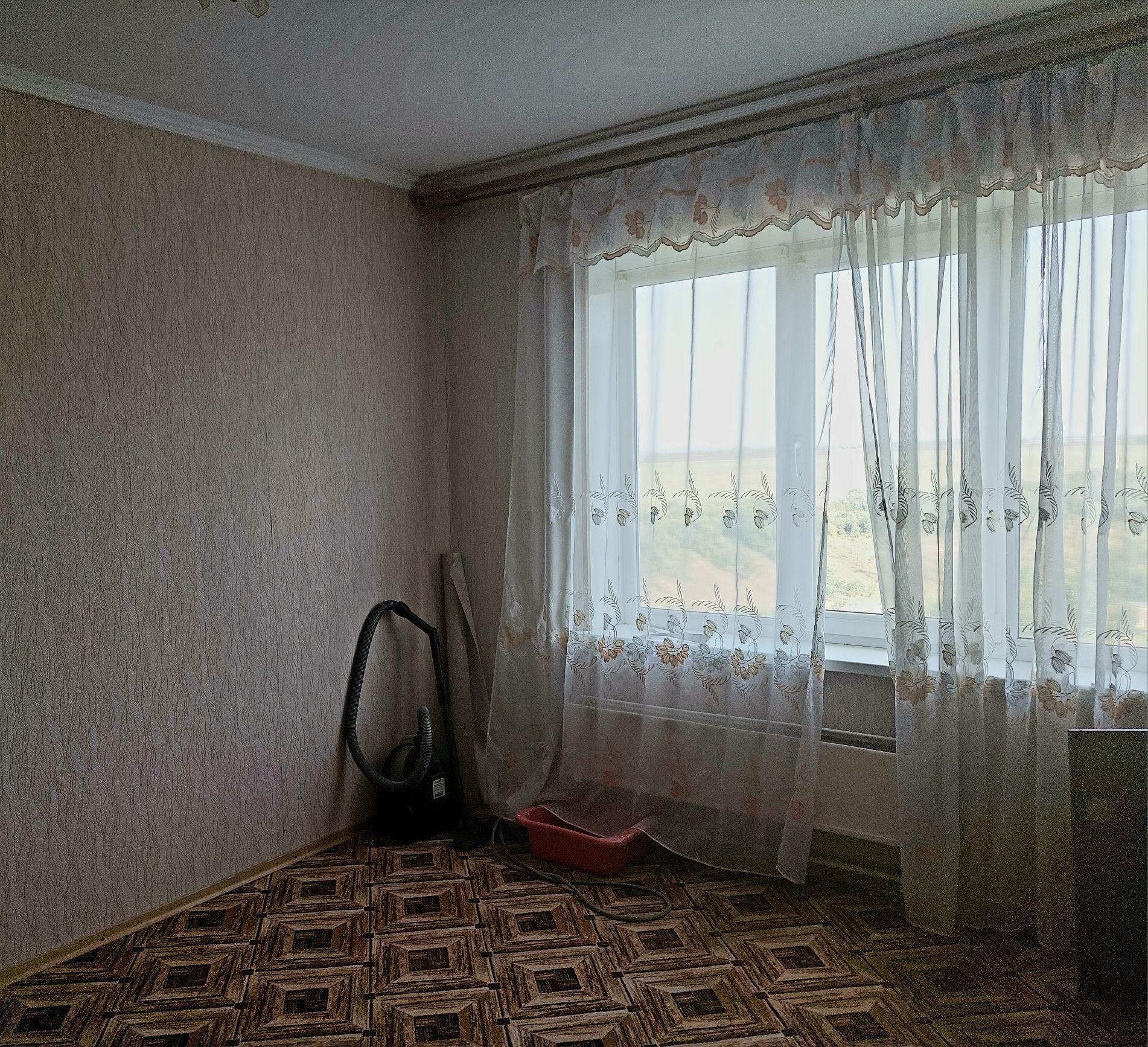 Продажа 3х ком квартиры  64кв в 9-ти этажном доме  на Доманском