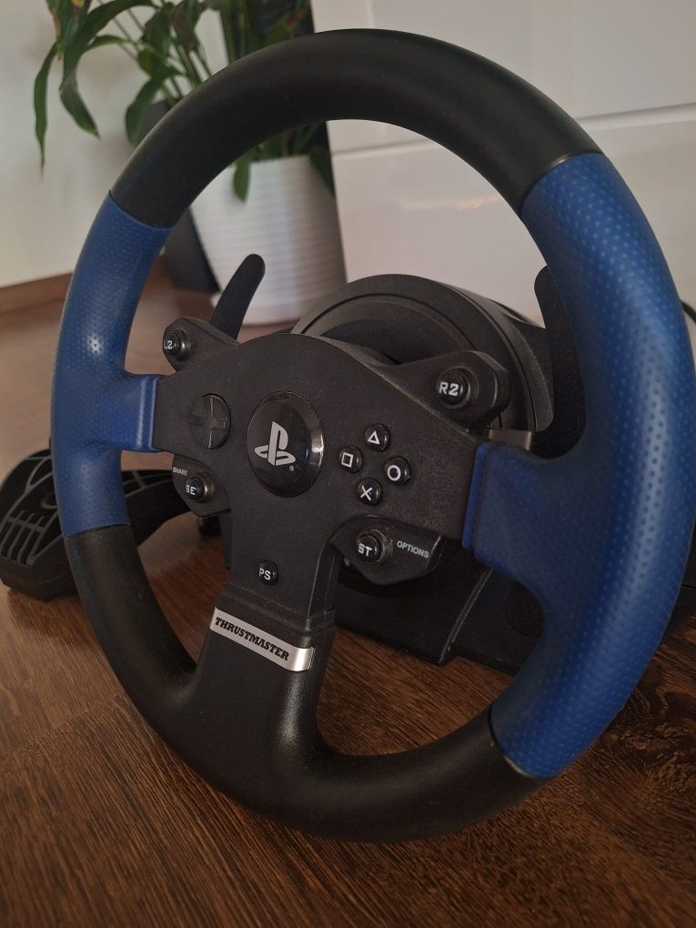 Kierownica Thrustmaster T150