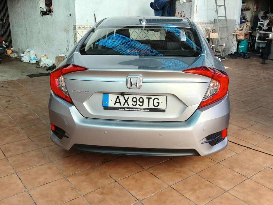 Honda Civic 1.5 I-VTEC Turbo 1498cm3  182CV
