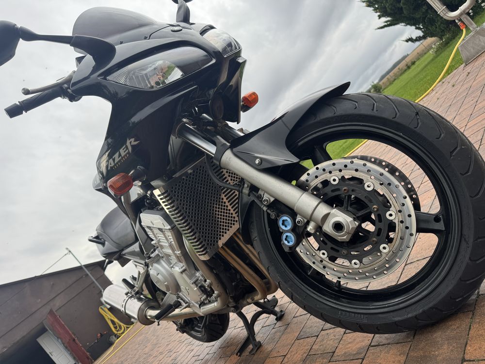 Yamaha FZS Fazer 1000 exup 15 lat 1 właściciel