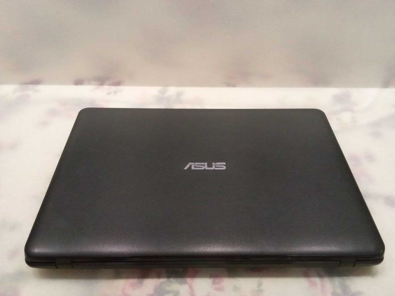 ноутбук  ASUS X751L з розширеним ОЗУ та SSD