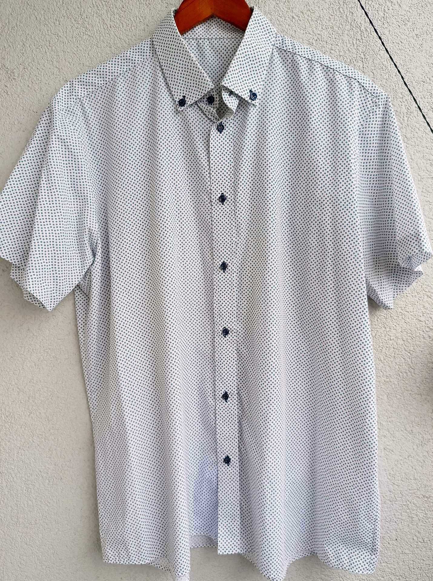 Męska koszula krótki rękaw biała wzorek XL 43/44