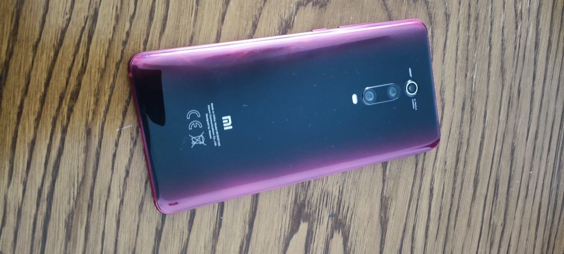 Sprzedam smartfon Xiaomi Mi 9T