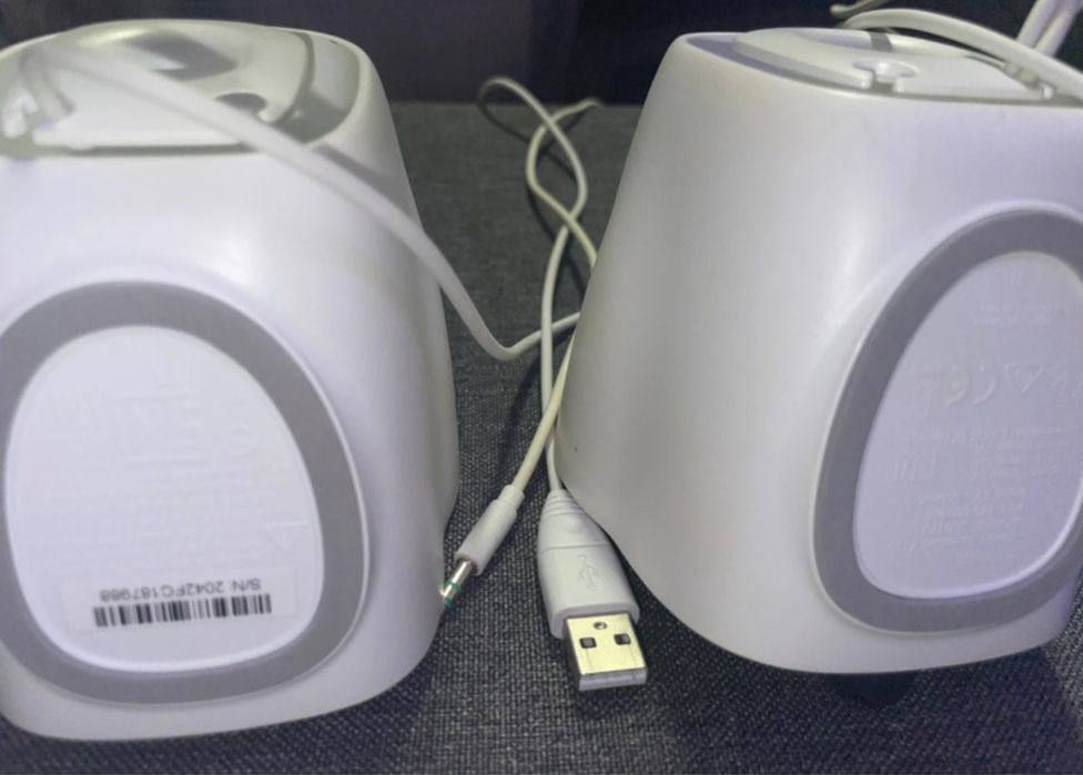 Colunas de som Logitech