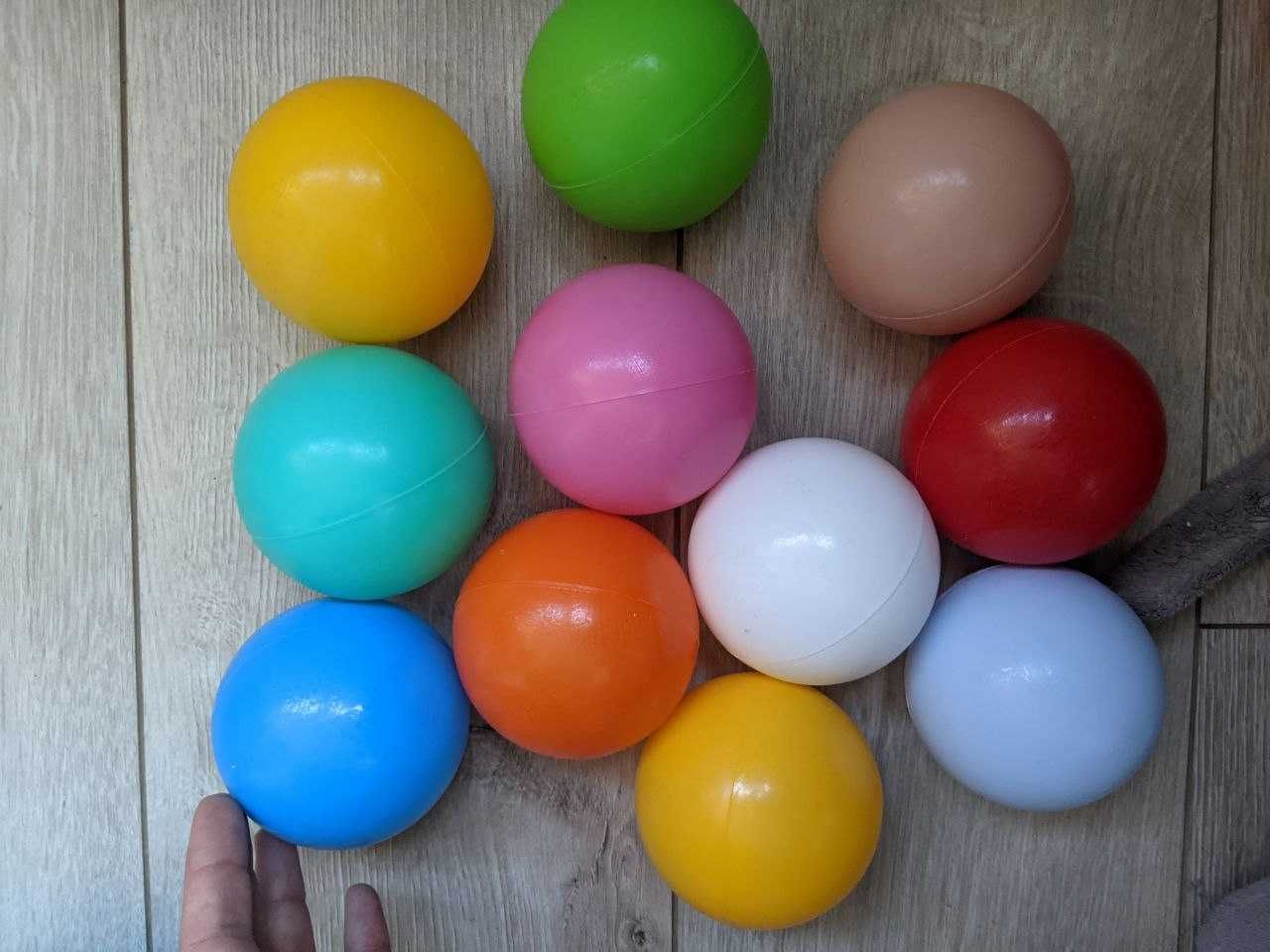 Кульки, м'ячики, шарики для сухого басейну  235 шт