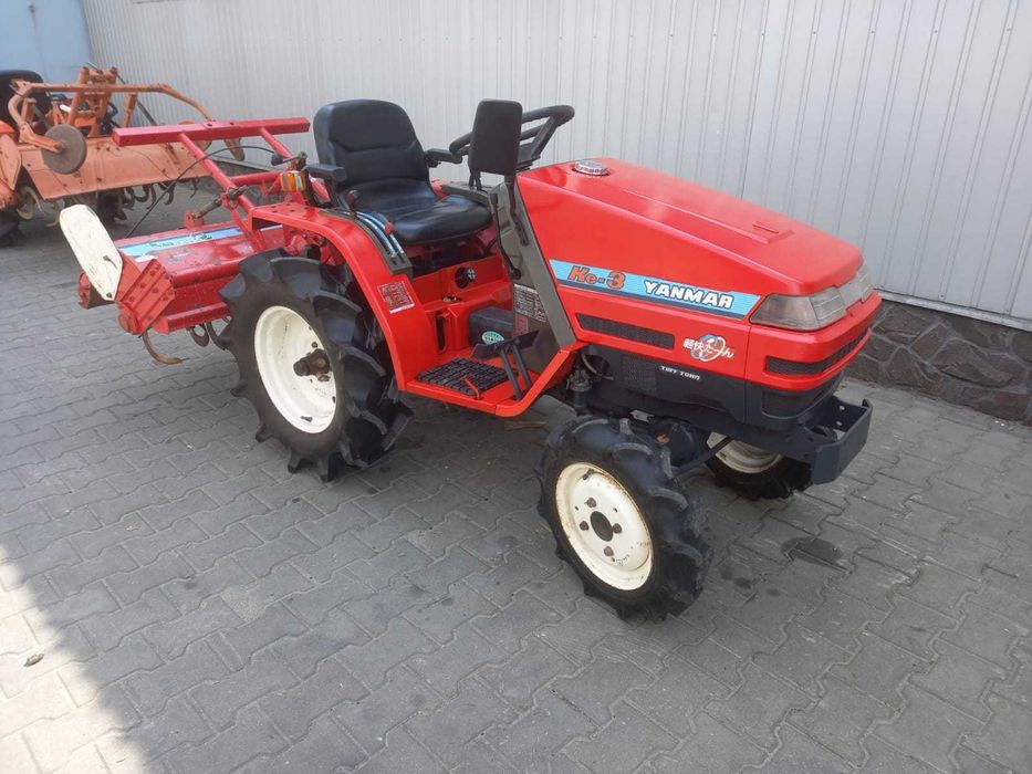 Japoński traktorek Yanmar KE 3 z glebogryzarką 4x4 13 km